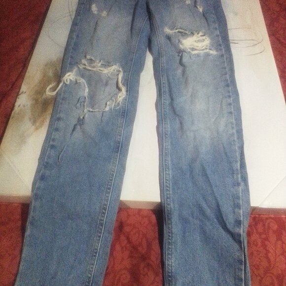 Women's disturbed jeans pant - Picture 3 of 7